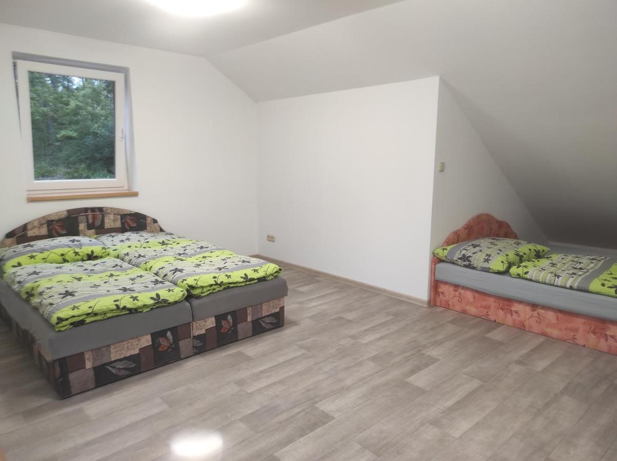 Domecek U Lesa Villa Humpolec Bagian luar foto